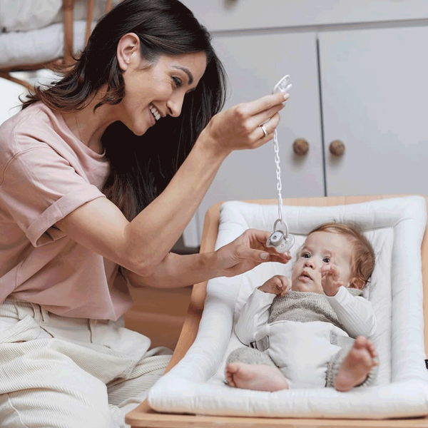 Carousel Main Image 4