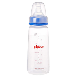 Pigeon Plastic Feeding Bottle With Transparent Cap