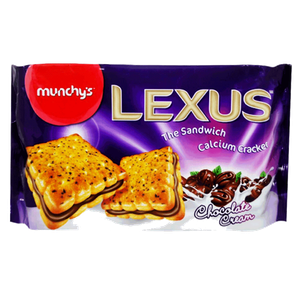 Munchy's Lexus Chocolate Cream Sandwich