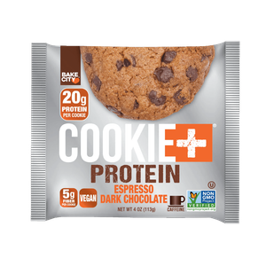 كوكيز بروتين بالشوكولاتة الداكنة والإسبريسو من بيك سيتي 
