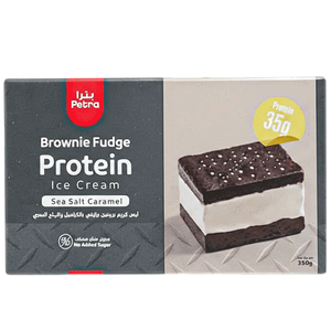 آيس كريم بروتين بنكهة براوني فادج بالملح والكراميل من بترا