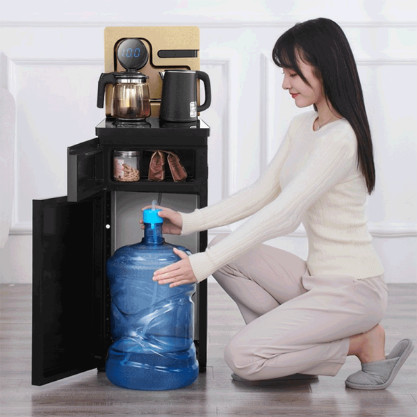 Carousel Main Image 6