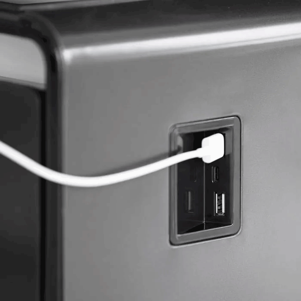 Carousel Main Image 3