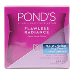 Pond's Flawless Radiance Moisturizing With SPF30+ Day Cream