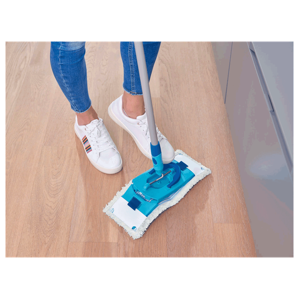 Carousel Main Image 6